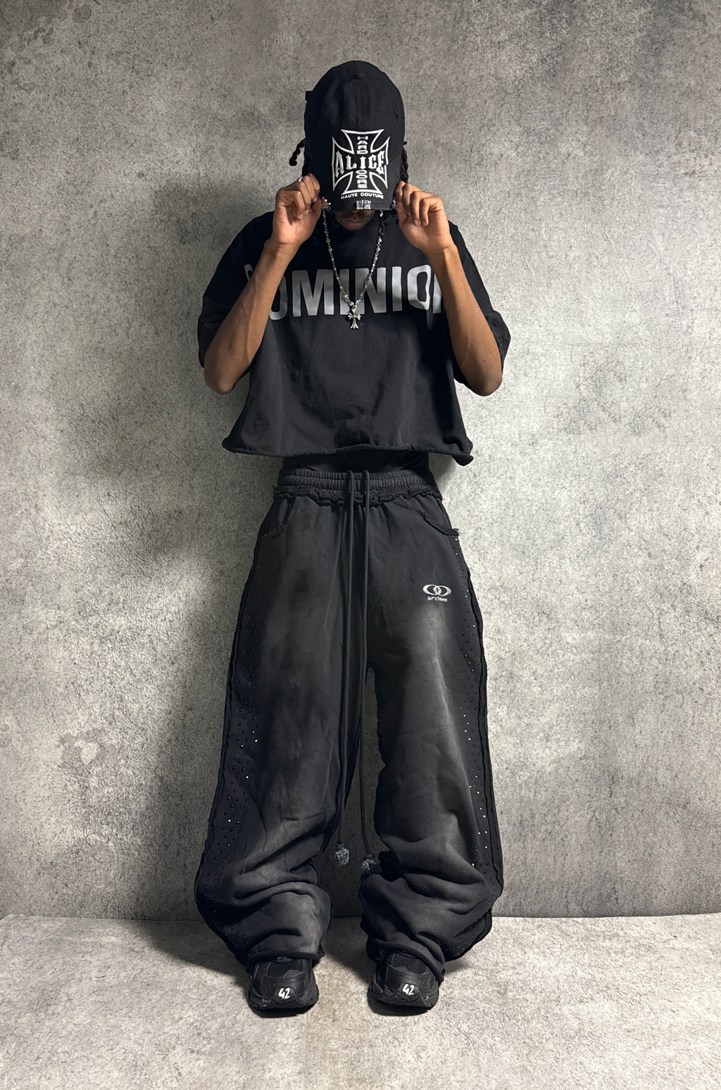 ARCHIVE ONYX RHINESTONE SWEATPANTS - BLACK